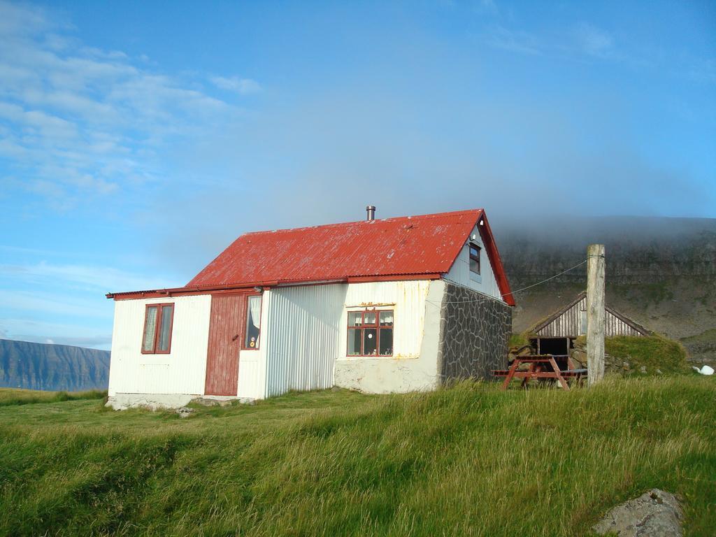Hænuvík Cottages Hnjotur Habitación foto